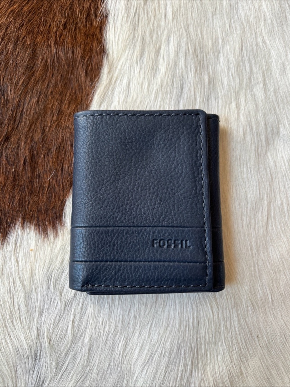 Fossil Trifold Wallet Pebble Leather Men’s Navy Blue